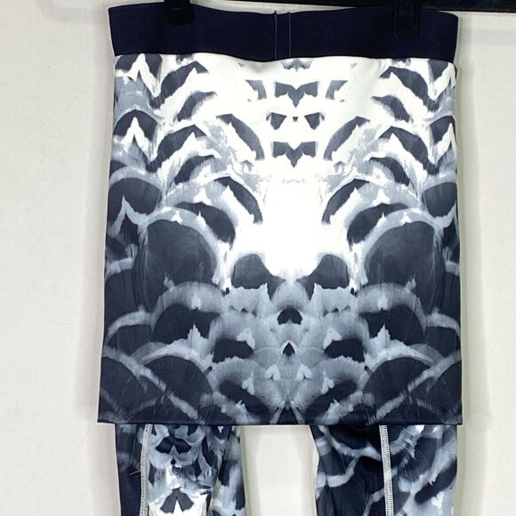 Lululemon Wunder Under SE Dance High Rise Angel Wing  Skirted Leggings Size 4 - Picture 3 of 11